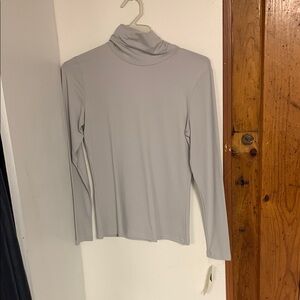 Pea Bee & Jae Gray Turtleneck Top